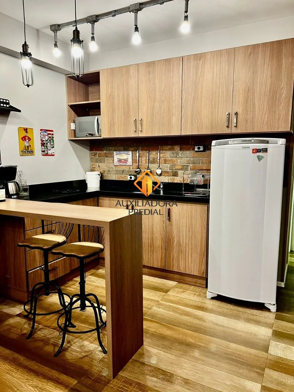 Furnished studio with 1 bedroom, 60 m² and open kitchen — photo 9