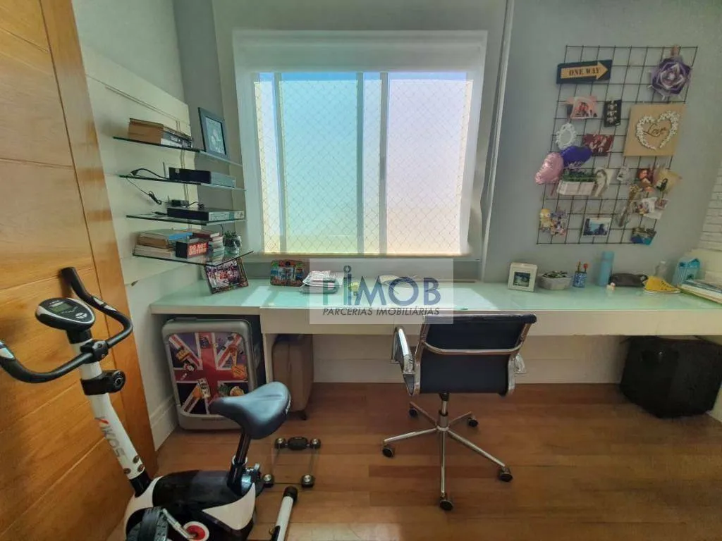 Furnished 260 m² apartment on the 23rd floor with 3 spots — photo 44