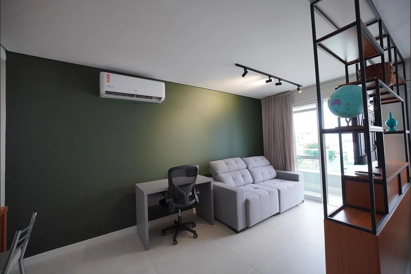 Studio with 1 bedroom and 1 bathroom, includes parking — photo 4