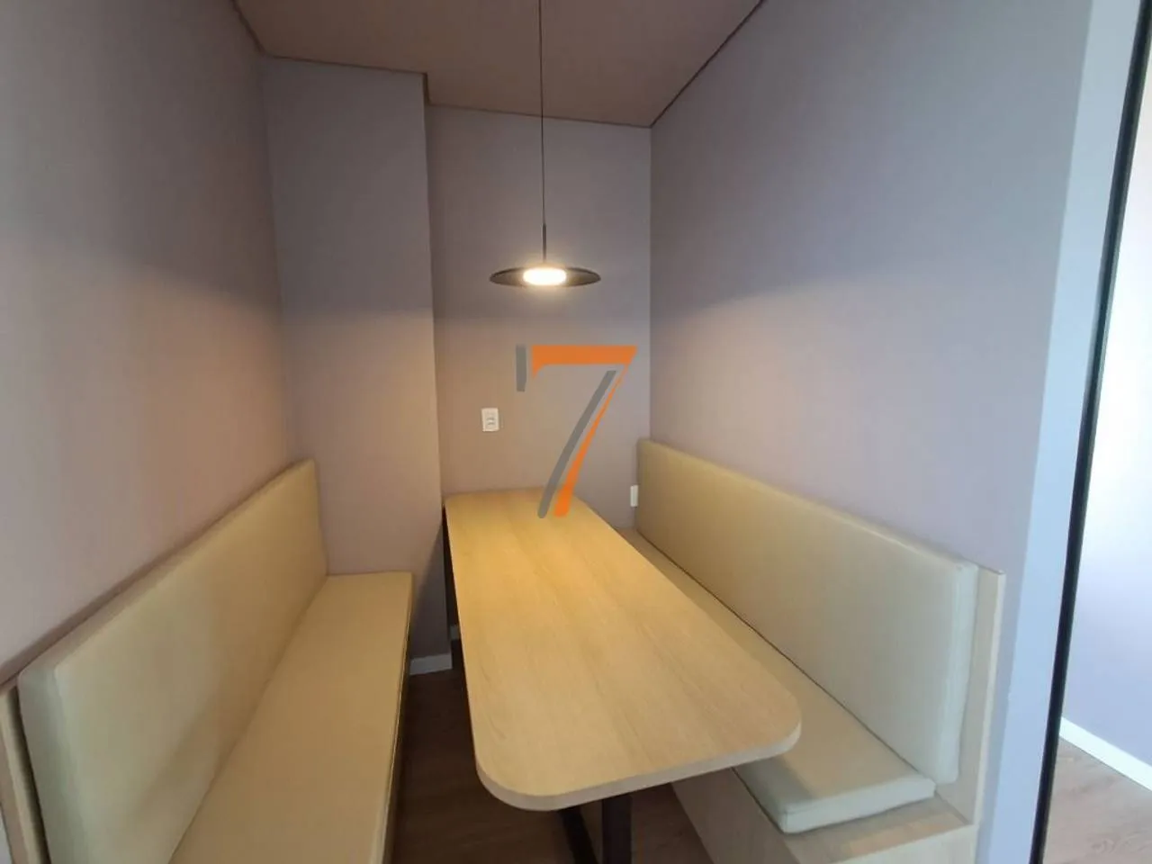Furnished studio with 1 bedroom and 30 m² — photo 22