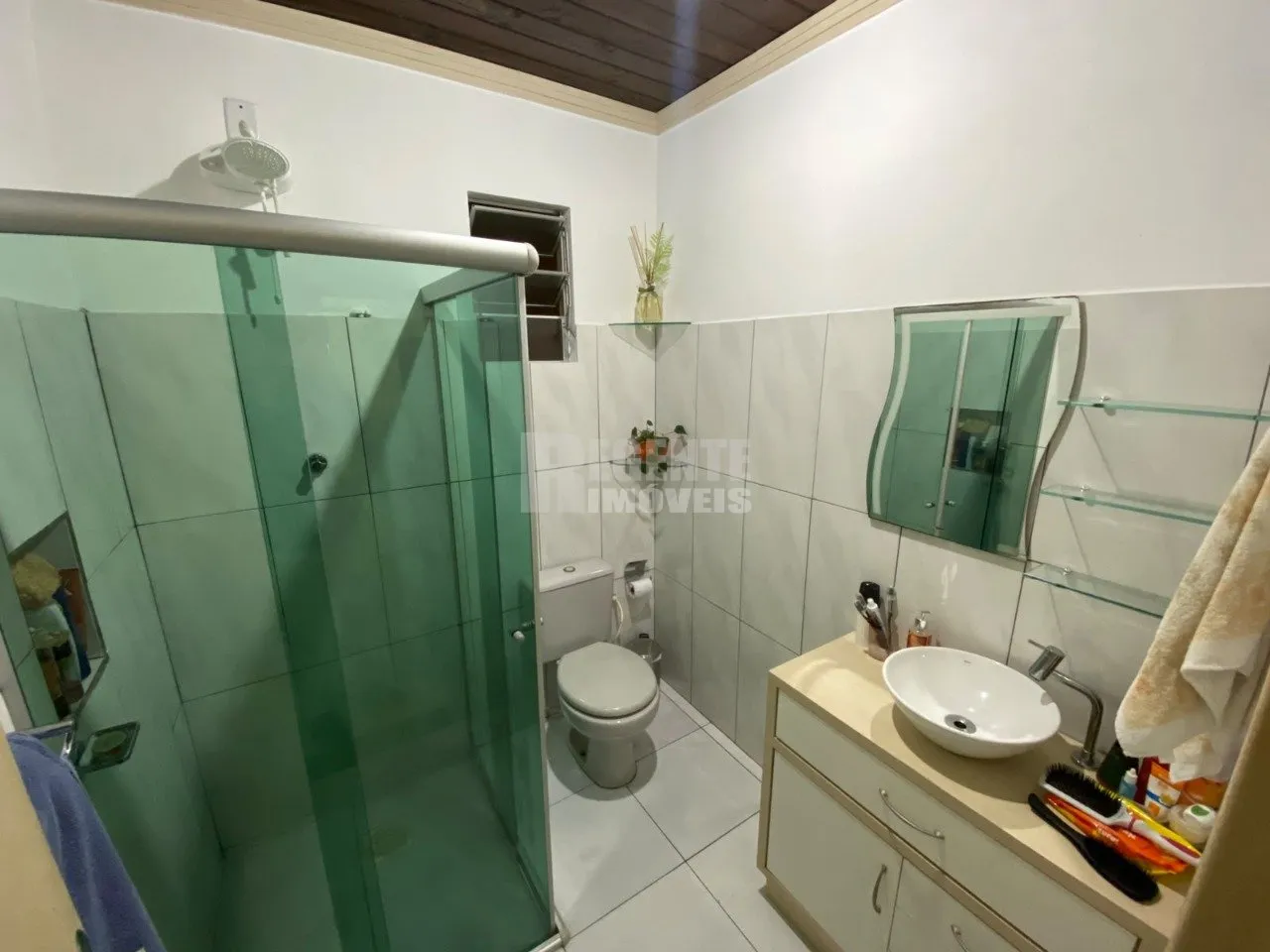 3-bedroom house with a garden — photo 3