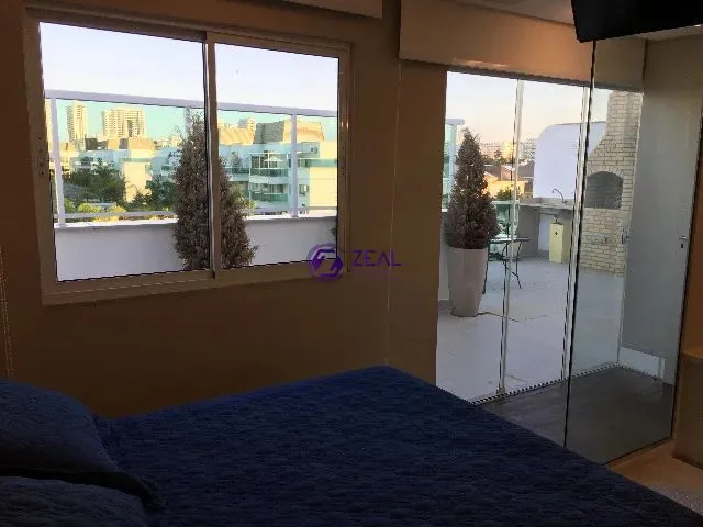 Furnished apartment with open-plan kitchen and 2 bedrooms — photo 17