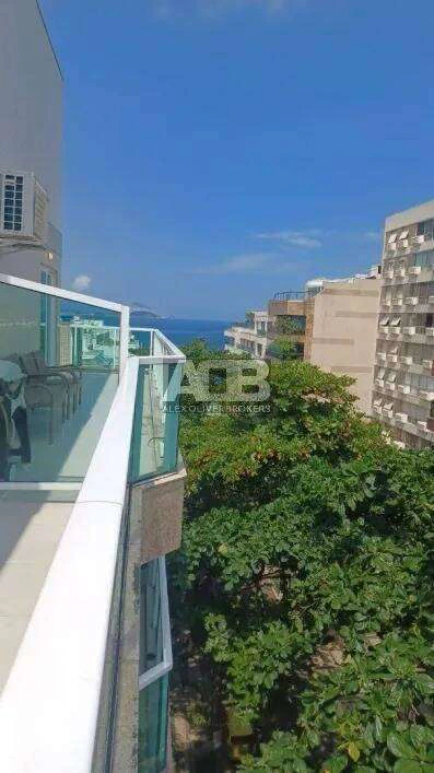 Триплекс-пентхаус 660 м² з 3 спальнями та 1 паркомісцем — photo 23