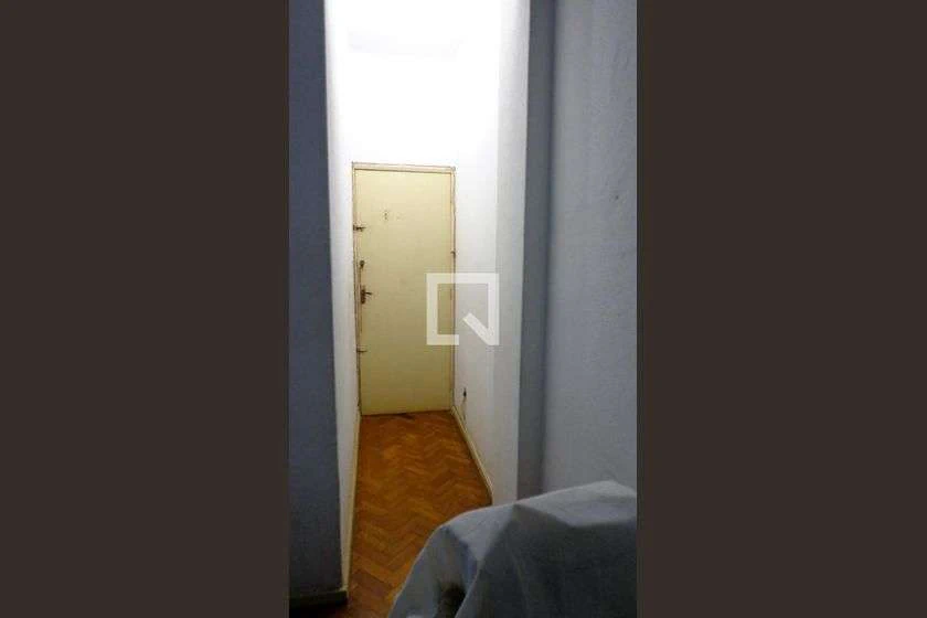 Apartamento mobiliado de 2 quartos com cozinha fechada — photo 17