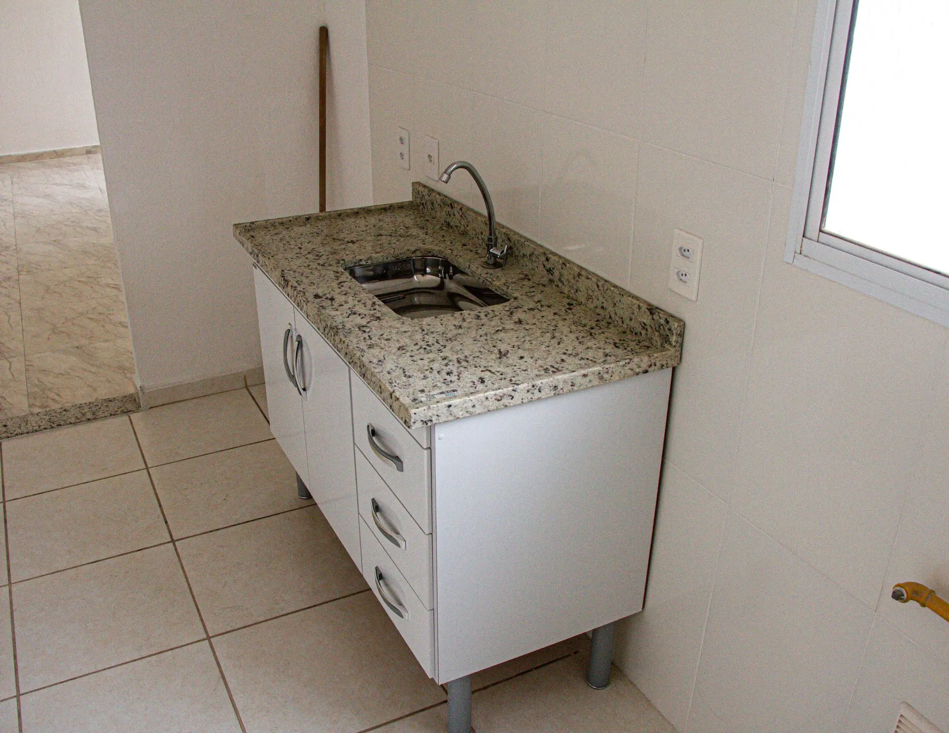 2-bedroom apartment in a building with a sauna — photo 10