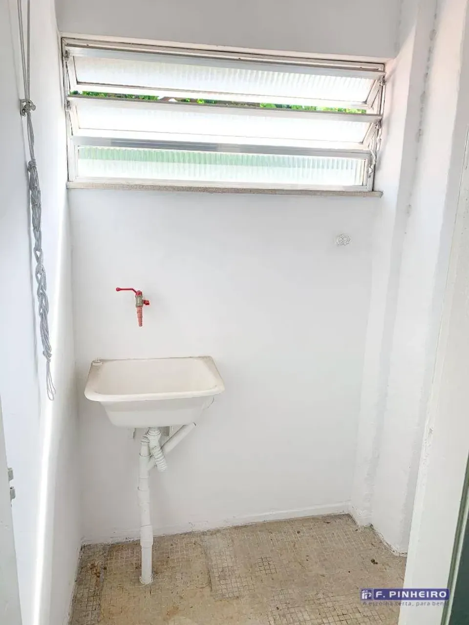 1-bedroom apartment with 42 m² of space — photo 5