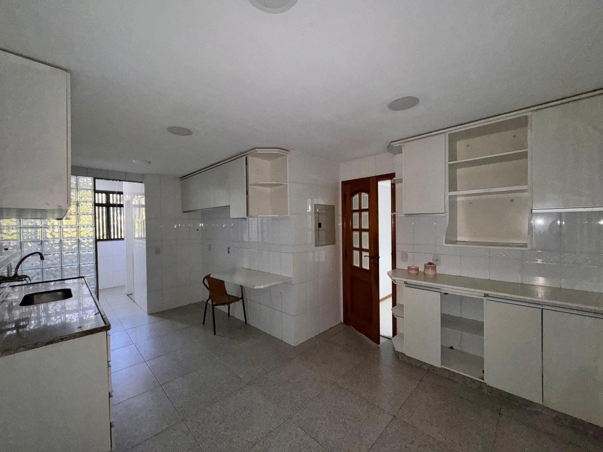 Apartamento mobiliado com 2 quartos e 2 banheiros — photo 5