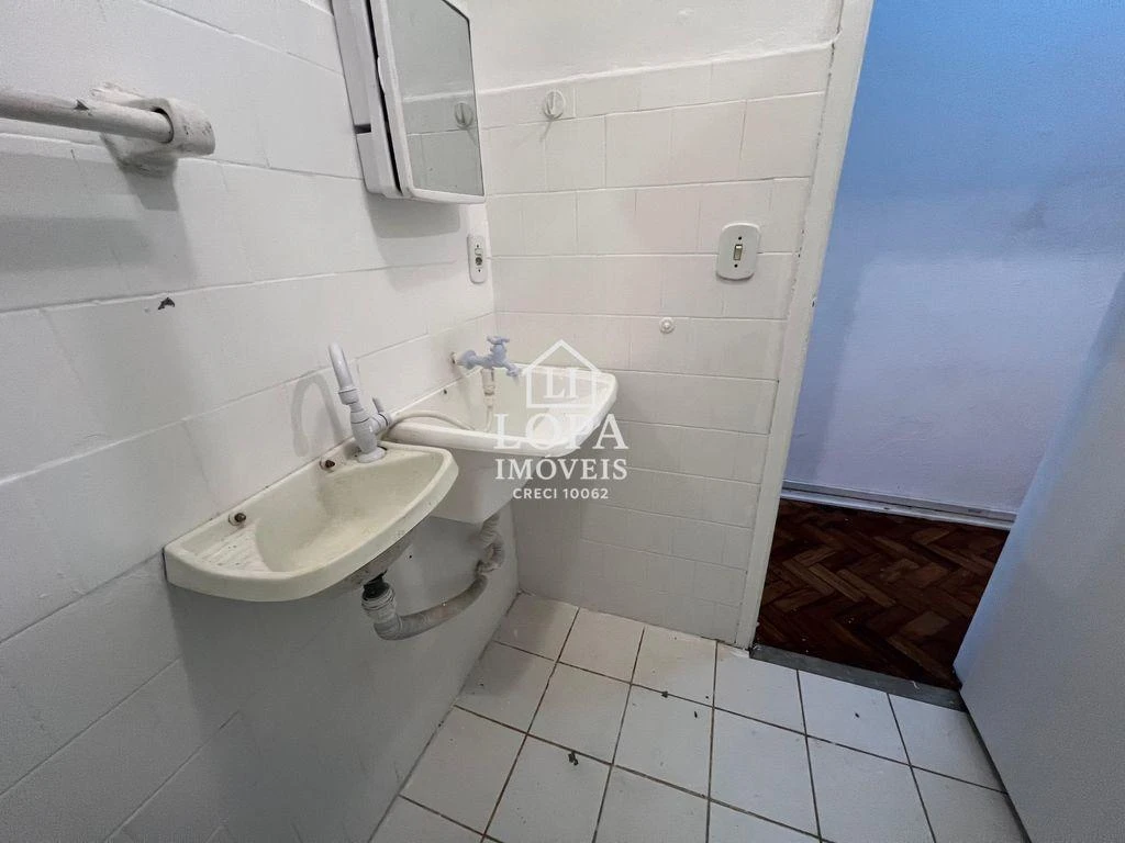 1 quarto e piso de madeira ou laminado: apartamento de 32 m² — photo 18