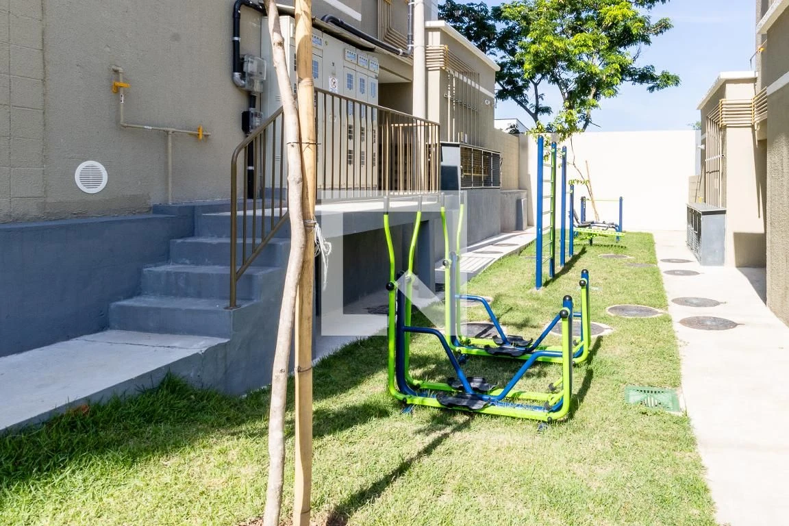 Unfurnished apartment with 2 bedrooms and parking — photo 36