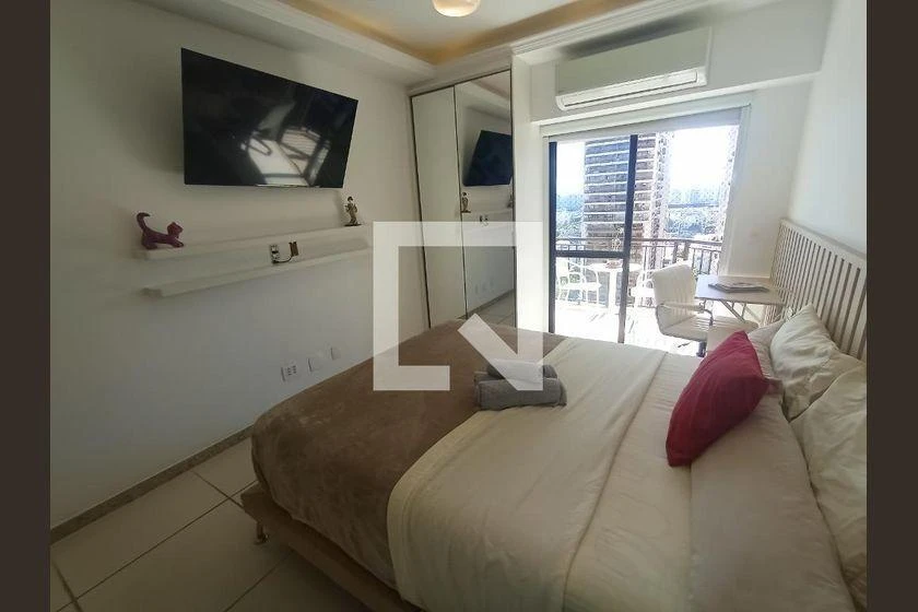 Furnished 30 m² apartment with 1 bedroom and balcony — photo 3