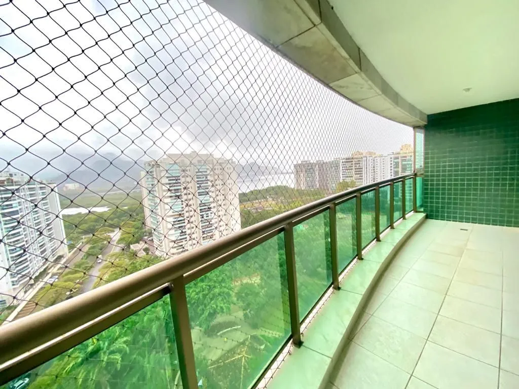 Apartment on the 14th floor with a grill on the balcony — photo 28