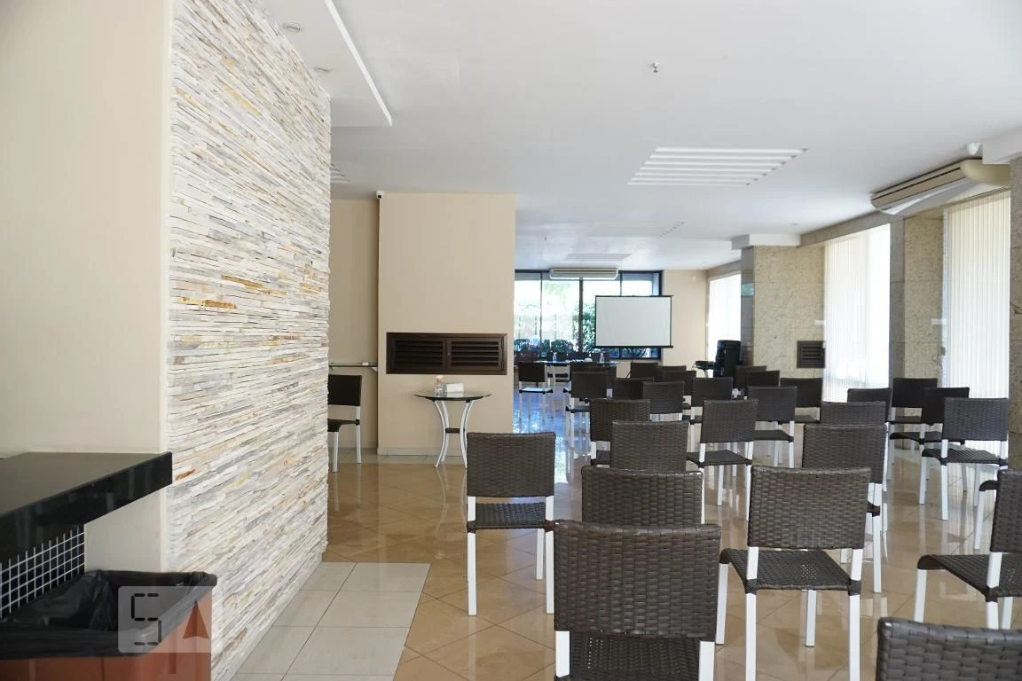 Apartamento mobiliado com 3 quartos e varanda — photo 5