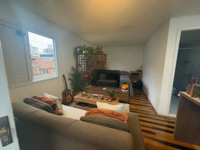 Furnished studio, 31 m², with a home office
