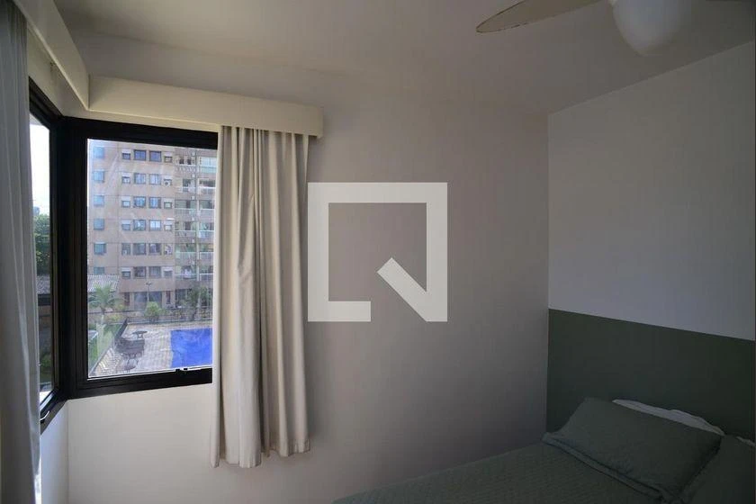 Furnished 4-bedroom apartment 145 m² with 2 parking spots — photo 47