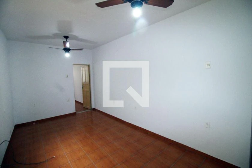 Casa com 3 quartos em 200 m² e 4 banheiros — photo 5