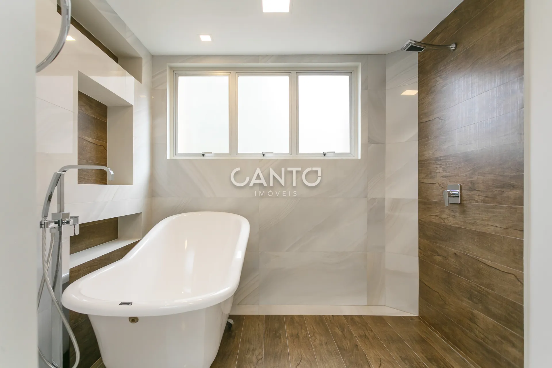 4-bedroom apartment with 3 parking spaces included — photo 34