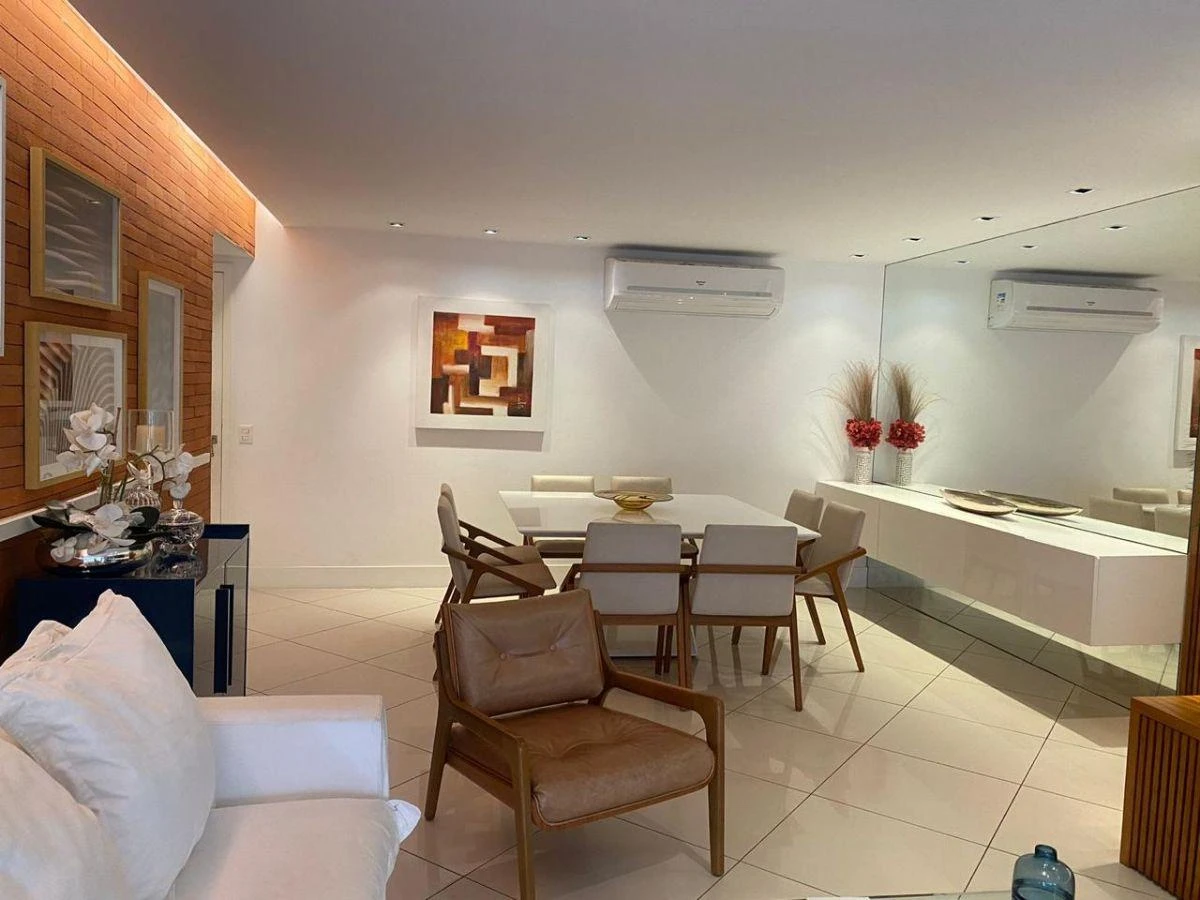 Apartamento mobiliado com 4 quartos e varanda envidraçada — photo 4