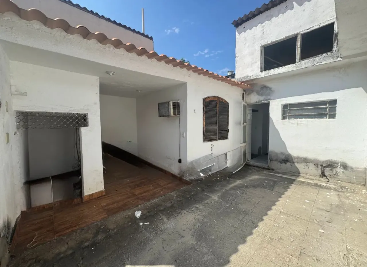 Casa sem mobília com 5 quartos e 2 vagas de garagem — photo 11