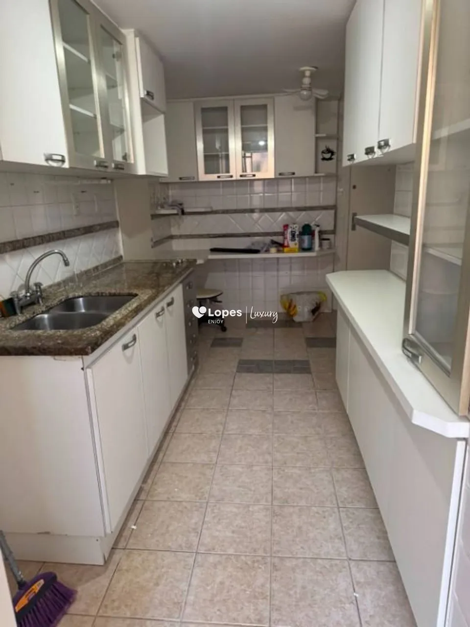 Apartamento de 4 quartos com cozinha fechada a gás — photo 12