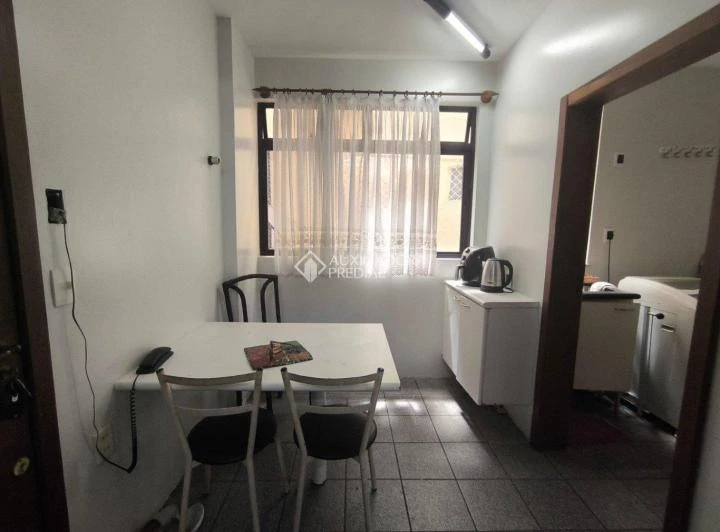 Furnished 228 m² apartment with 2 bedrooms and 4 parking — photo 7