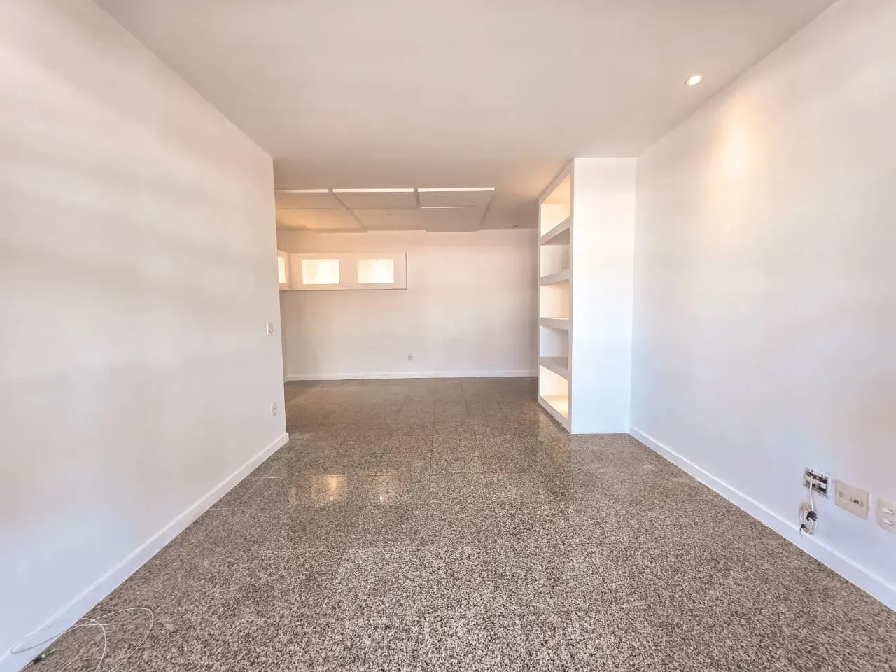 Home office in a 3-bedroom apartment, 107 m² — photo 16