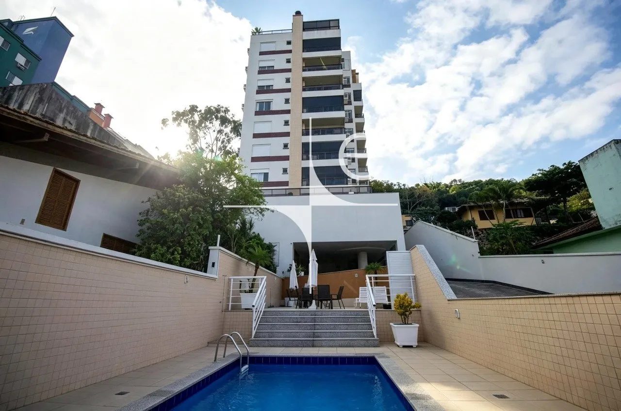 Мебльована квартира з 2 спальнями, 75 м², 2 місця — photo 13