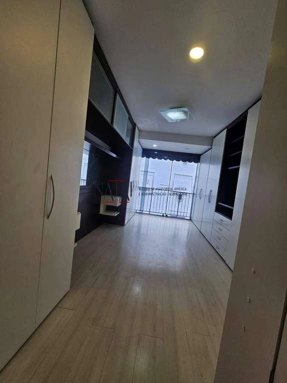 Furnished duplex penthouse with 4 bedrooms and 324 m² — photo 19