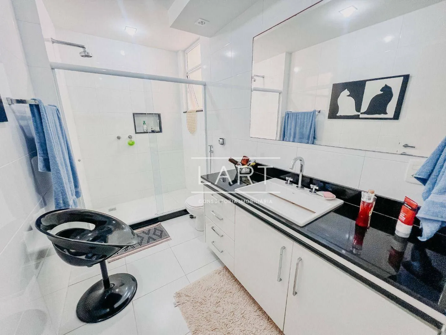 Home office in a 3-bedroom apartment, 160 m² — photo 11