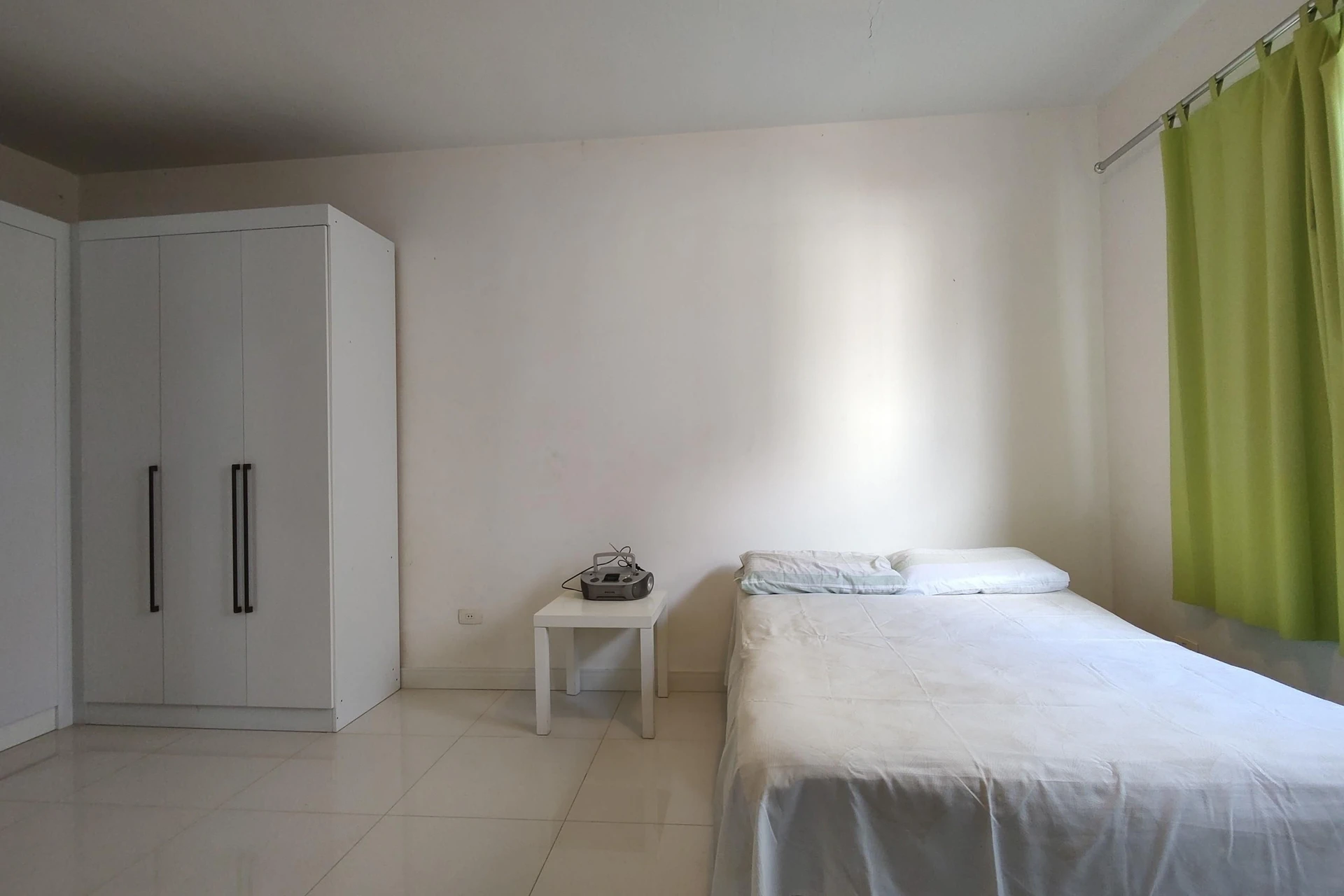 Vista a la montaña y 5 dormitorios: casa de 900 m² — photo 28
