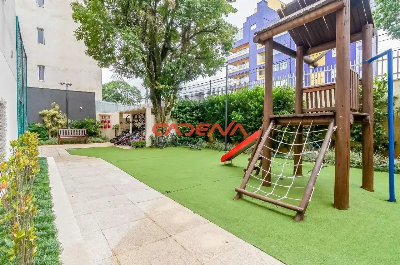 Unfurnished 4-bedroom apartment with private BBQ — photo 25