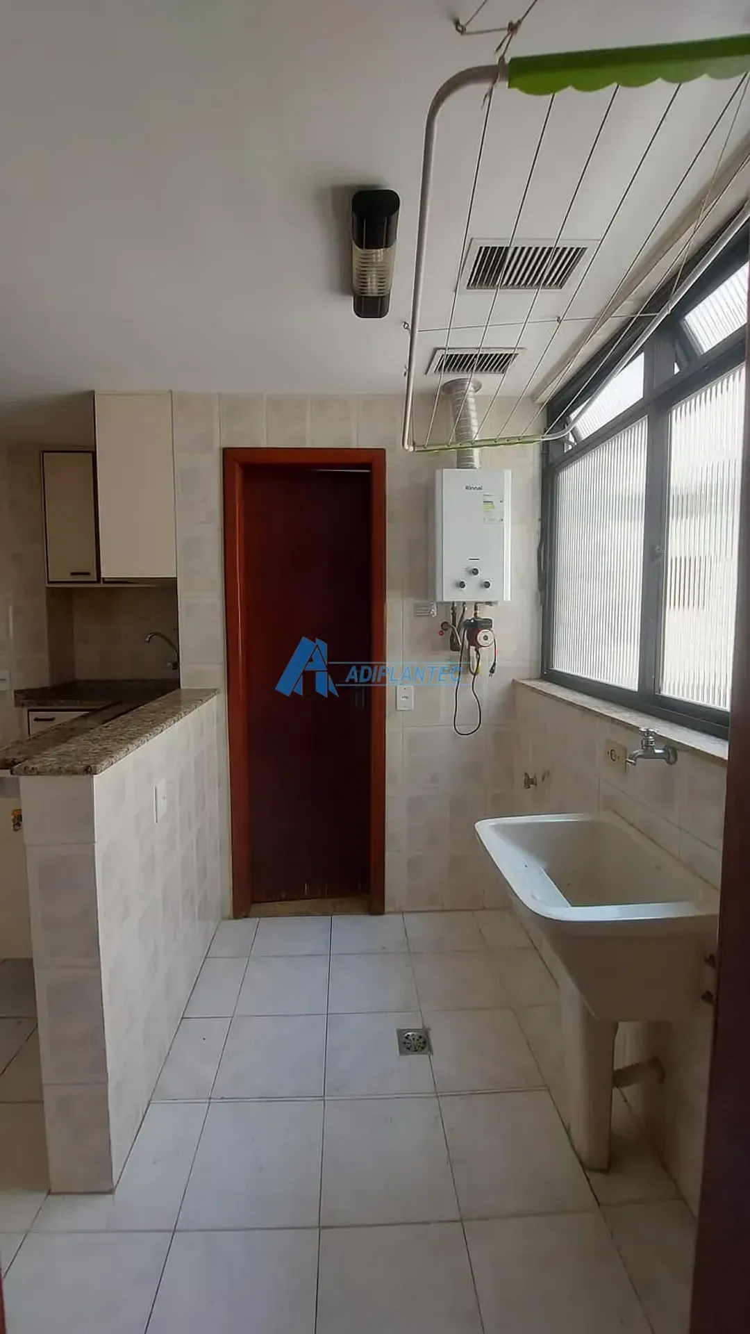 Apartment with 3 bedrooms, 1 bathroom and parking — photo 28