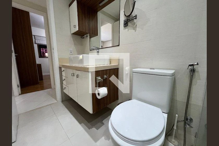 2-bedroom apartment in a building with a gym — photo 31
