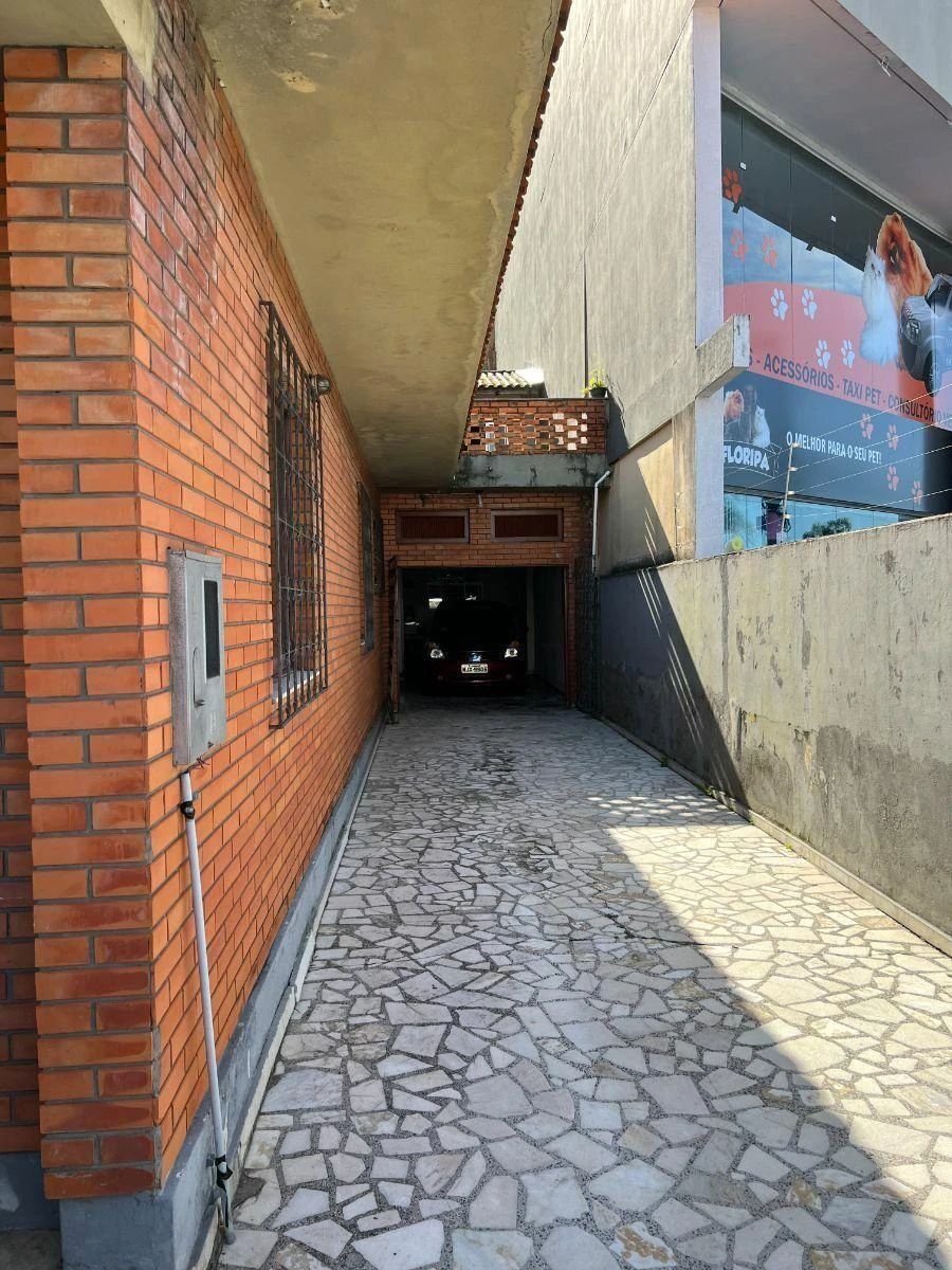 Casa de 240 m² com espaço de home office e máquina de lavar — photo 23