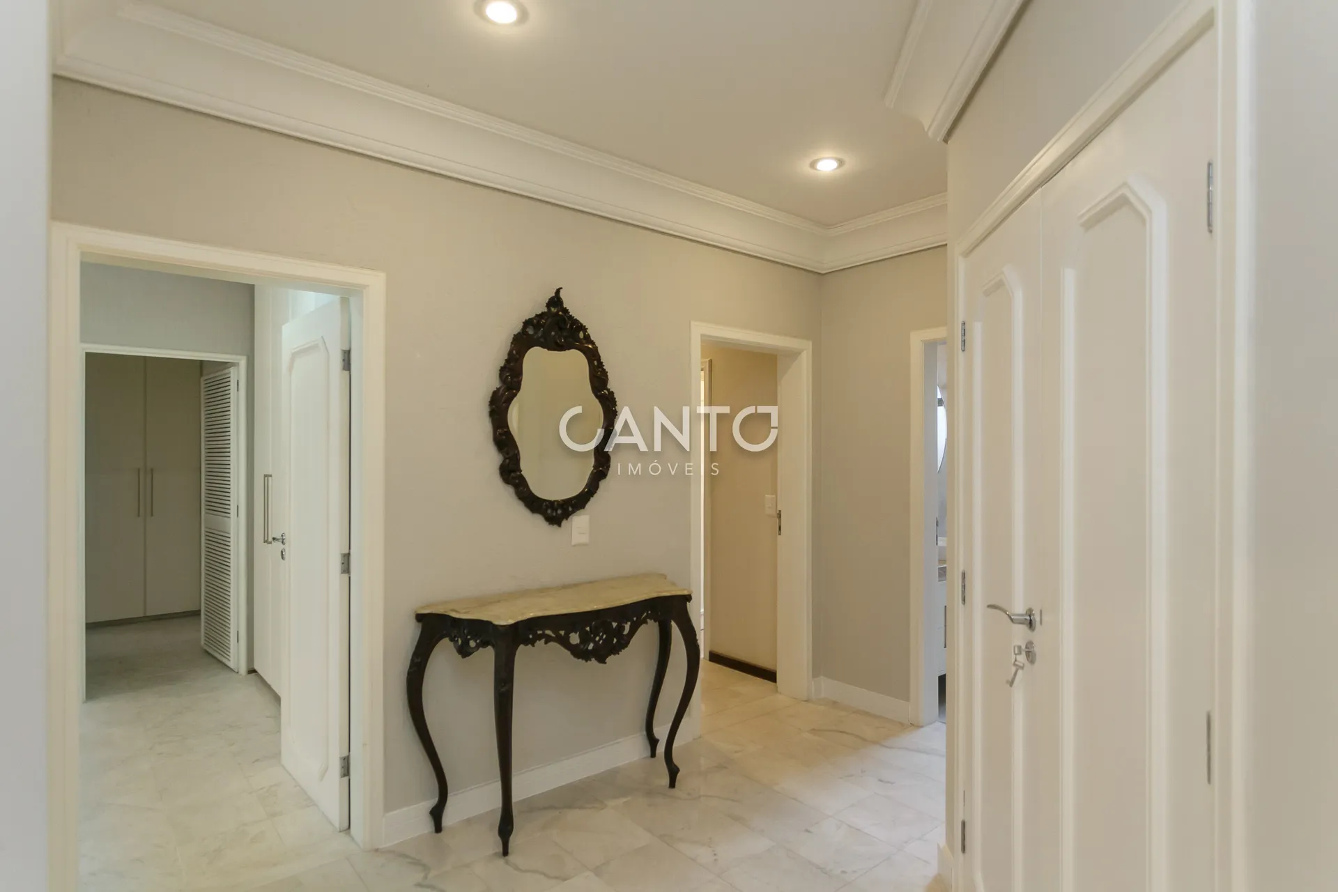 4-bedroom apartment with 3 parking spaces included — photo 20