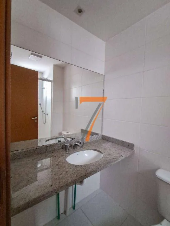 Furnished 230 m² apartment with 3 en-suite bedrooms — photo 24