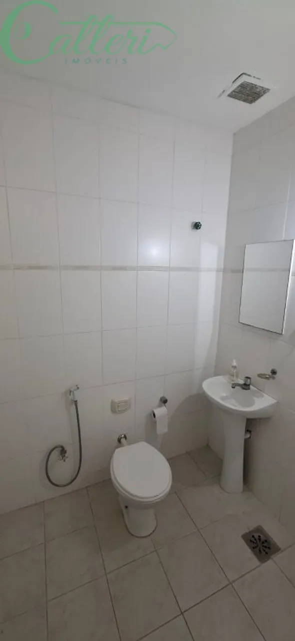 1-bedroom 1-bath apartment with no parking space — photo 10