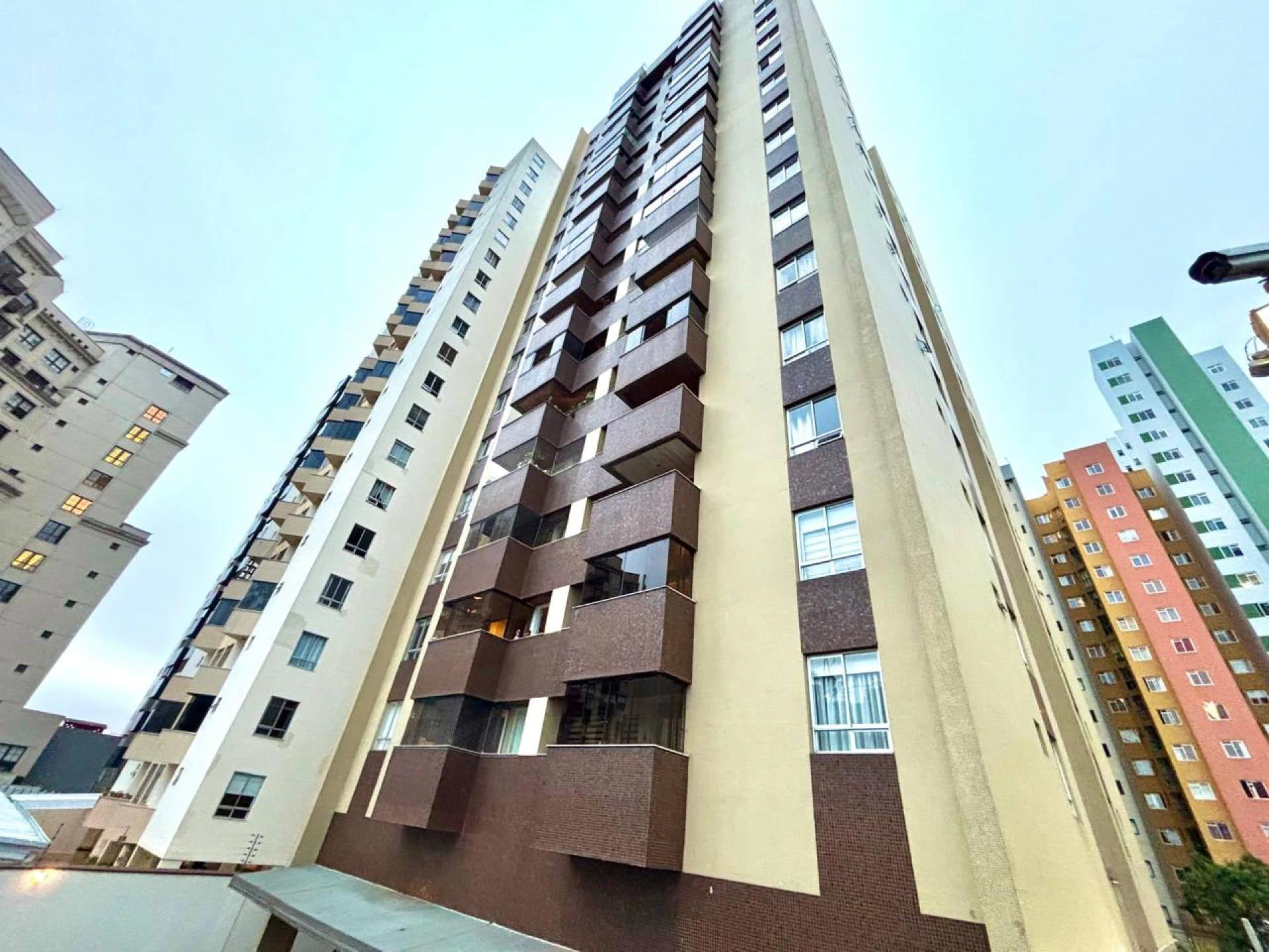 Apartamento de 3 quartos com suíte e 131 m² — photo 3