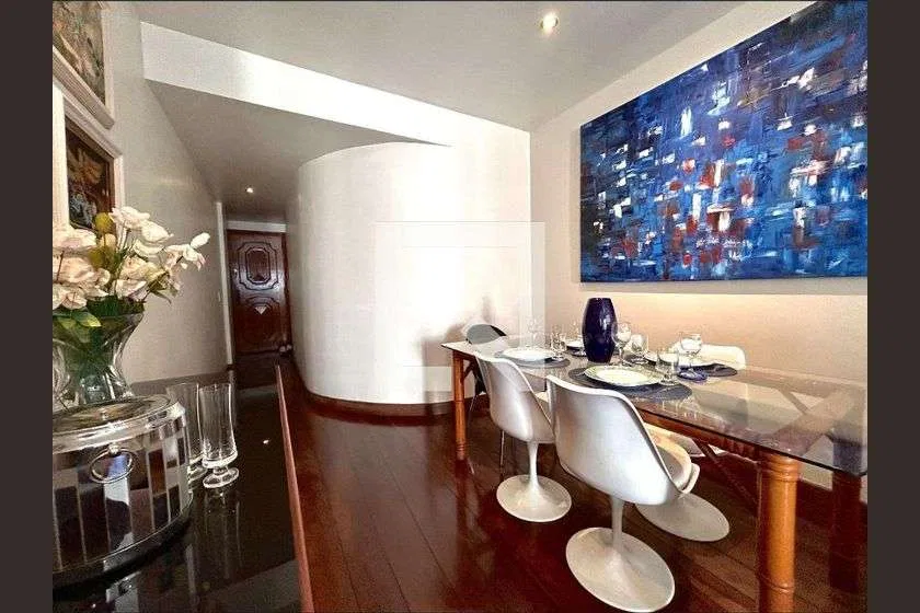 Apartamento amueblado de 100 m² con 2 dormitorios y plaza — photo 16
