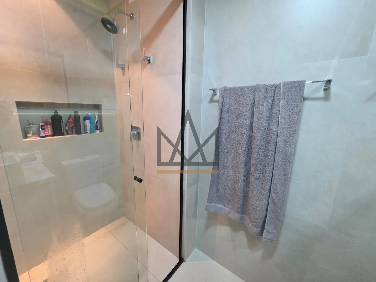 Apartamento com 2 suítes, 86 m² e varanda com vidro — photo 27