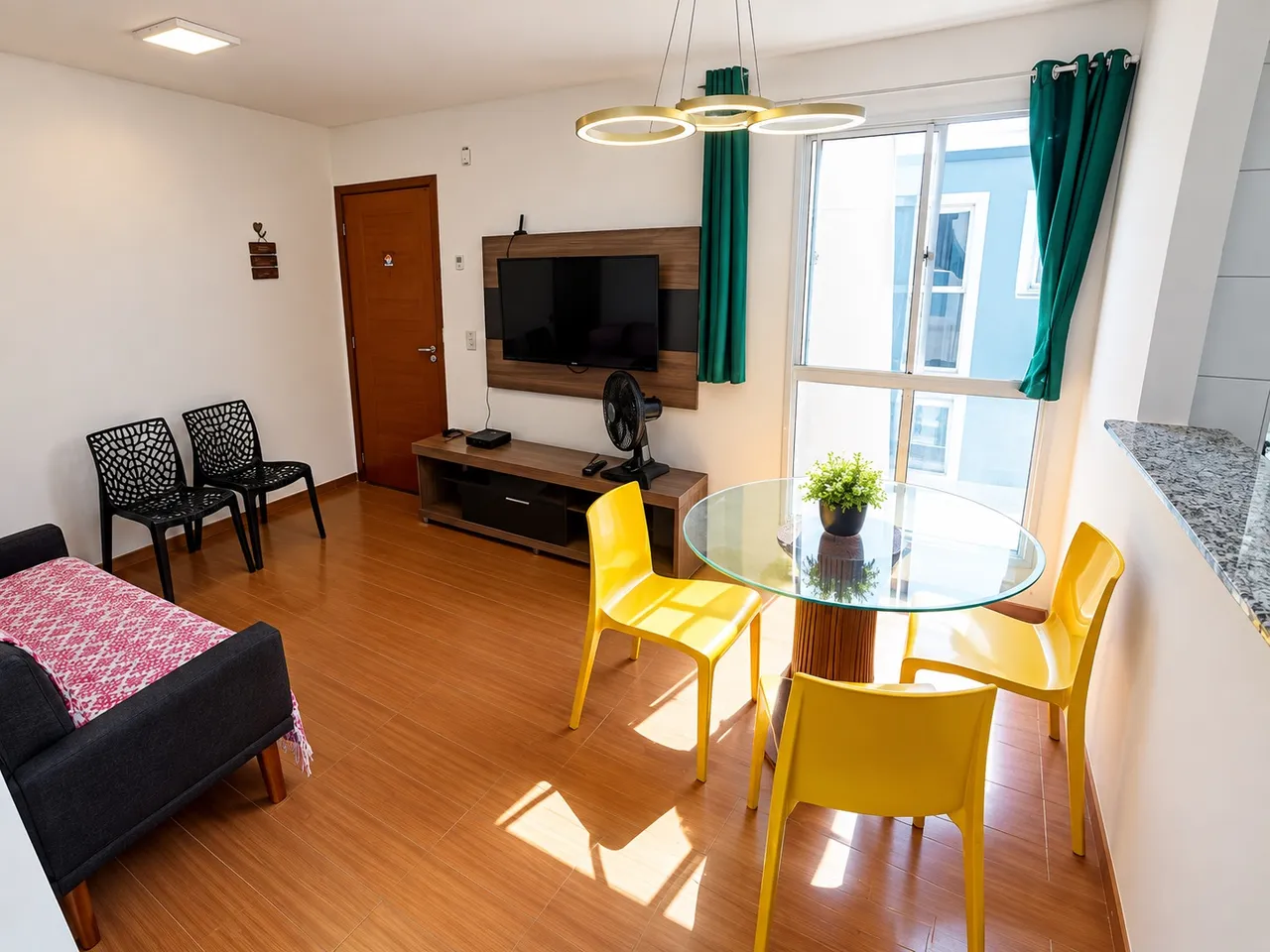Furnished apartment, 46 m², with a home office