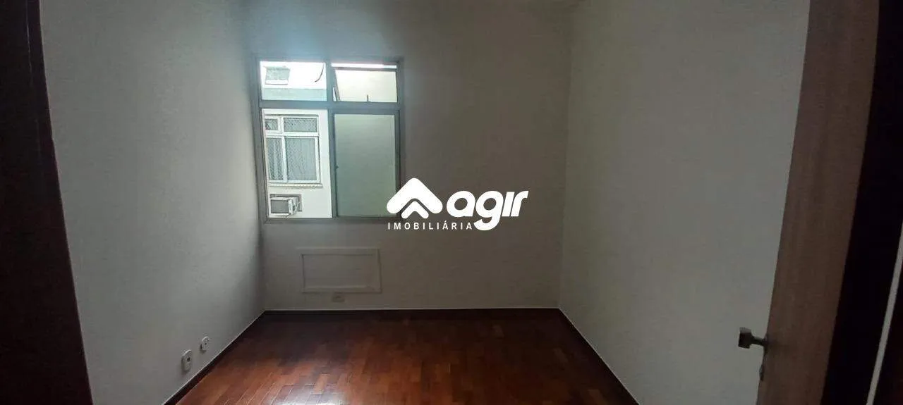 4-bedroom apartment with balcony and 2 parking spots — photo 19