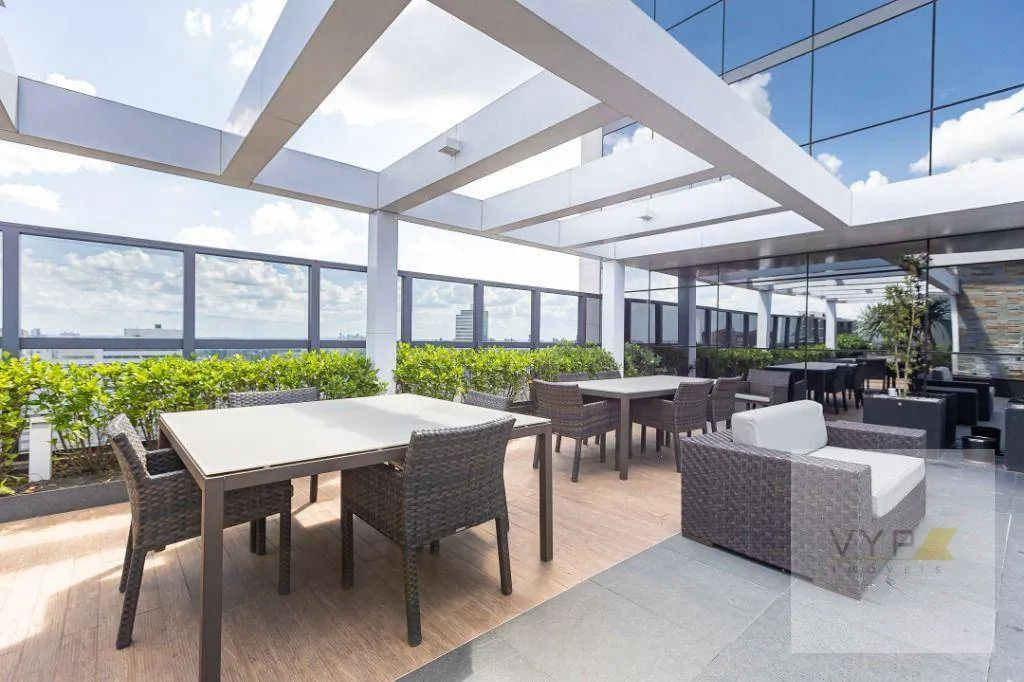 Меблированная квартира 56 м² на 27 этаже — photo 32
