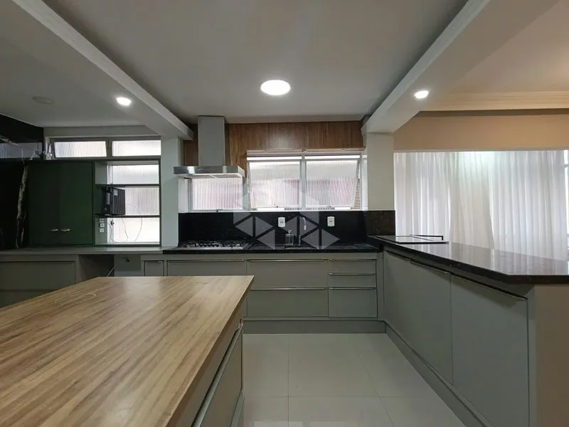 Furnished apartment, 121 m², with a home office — photo 3