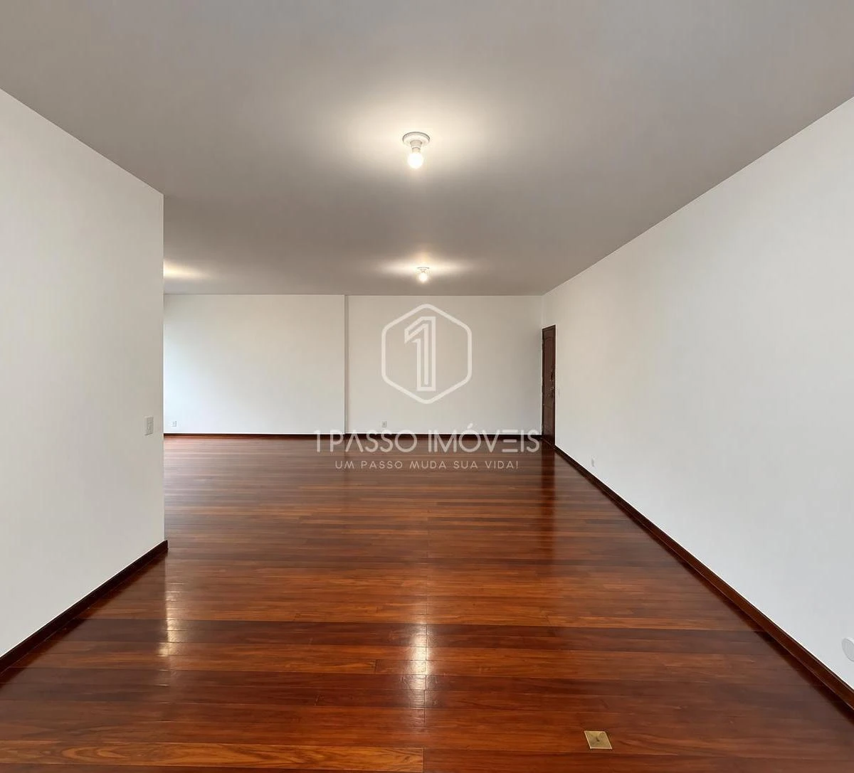 Apartamento, 159 m², com janelas do piso ao teto — photo 17