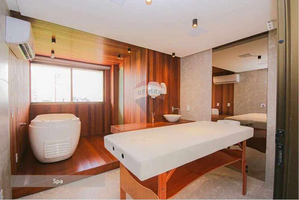 2-bedroom apartment in a building with a coworking space — photo 19