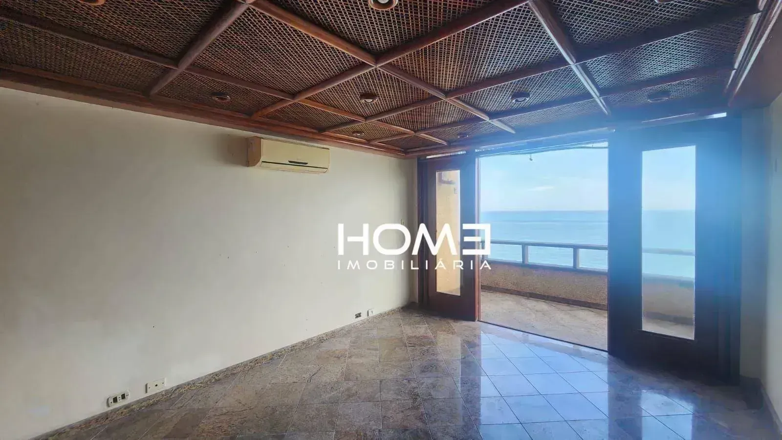 House with 5 en-suite bedrooms and 7 baths, 800 m² — photo 28