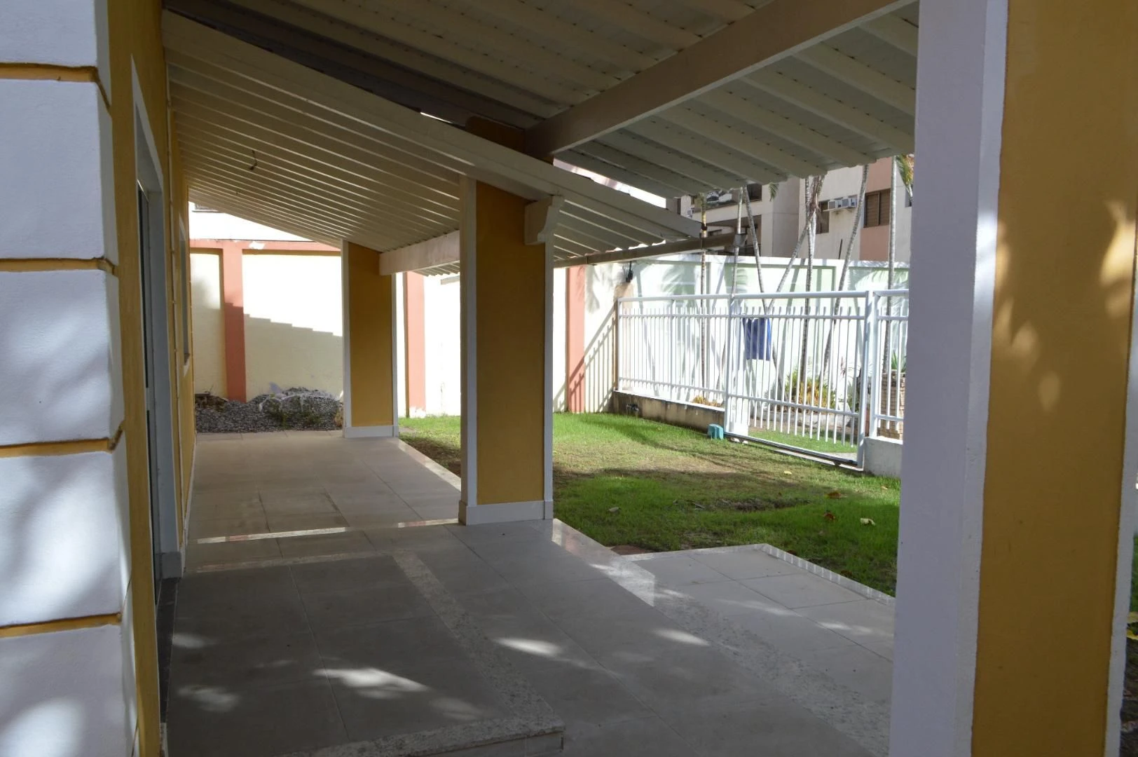 House, 362 m², with a jacuzzi — photo 100
