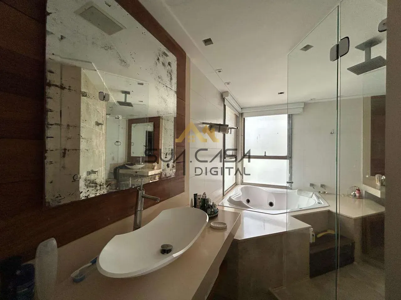 Rental apartment with 4 bedrooms and an open-plan kitchen — photo 25