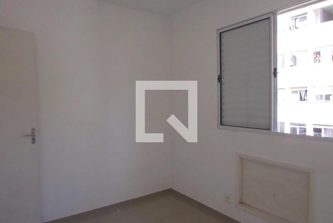 Unfurnished 2-bedroom apartment with 1 parking space — photo 8