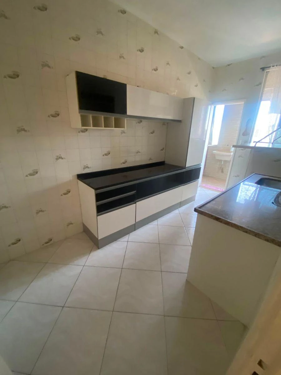 Квартира 80 м² с балконом и видом на город — photo 32